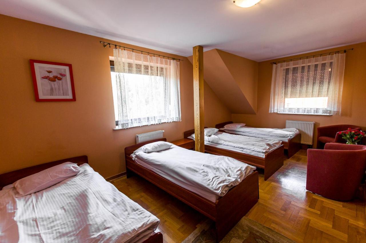 Hotel Zodiak Sucha  Exteriér fotografie