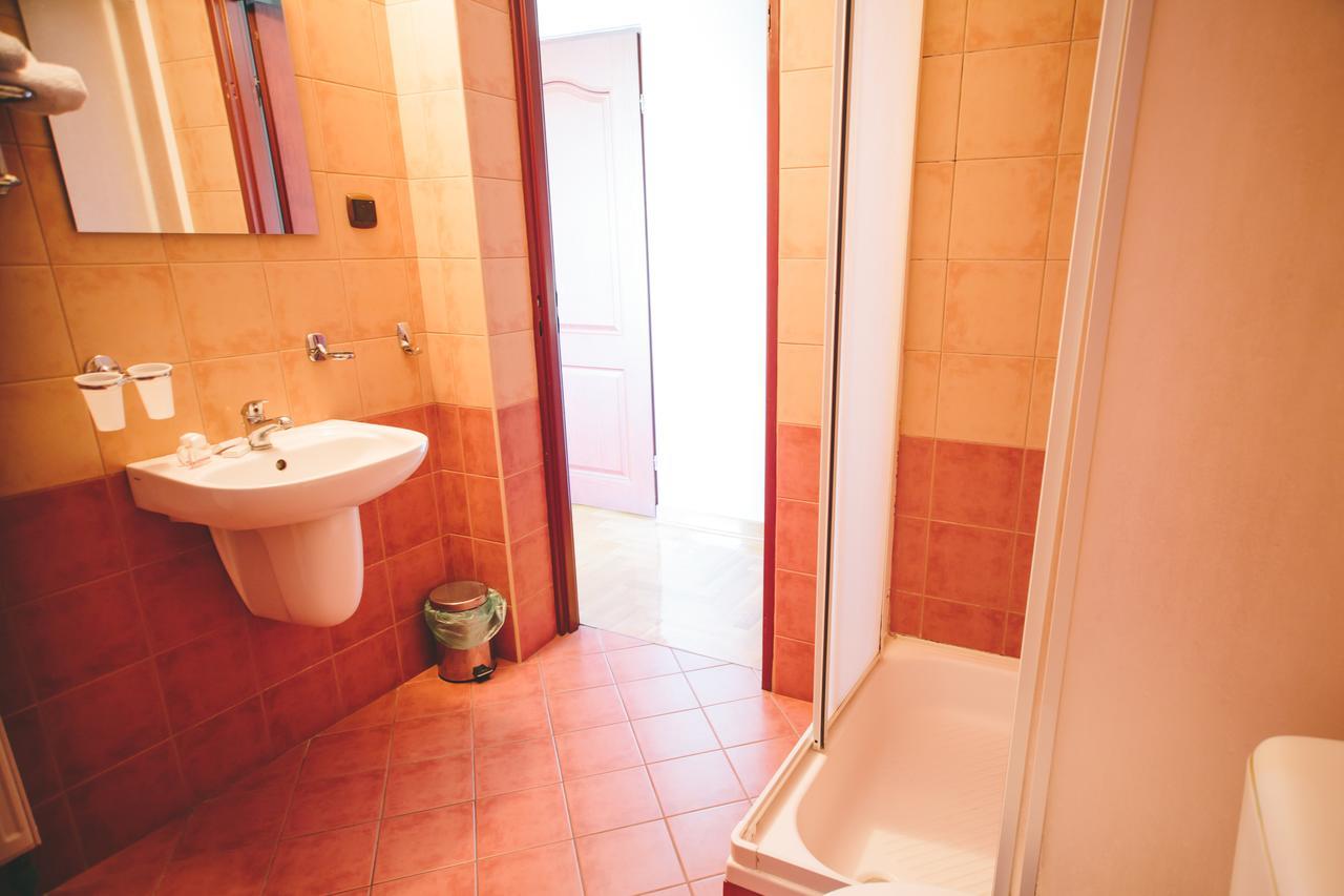 Hotel Zodiak Sucha  Exteriér fotografie